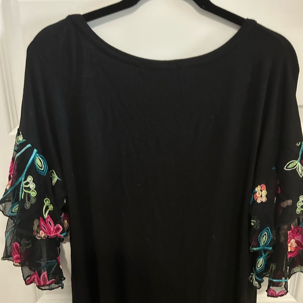 Kim&Cami Black Cotton Shirt with sheer embroidered floral sleeves